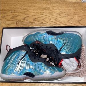 Gone finishing Nike Foamposites 4Y